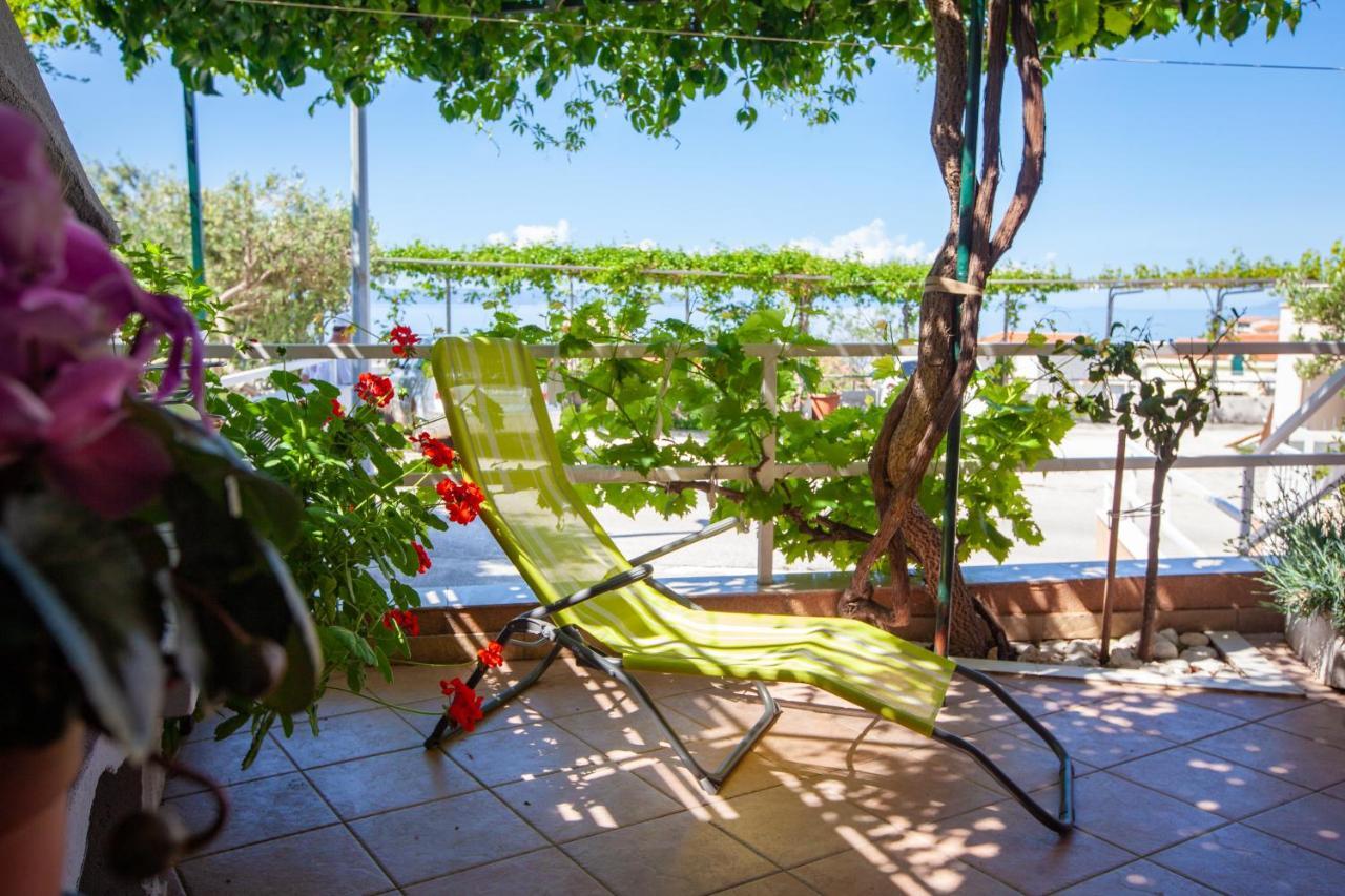 Villa Nedika Podgora Exterior photo